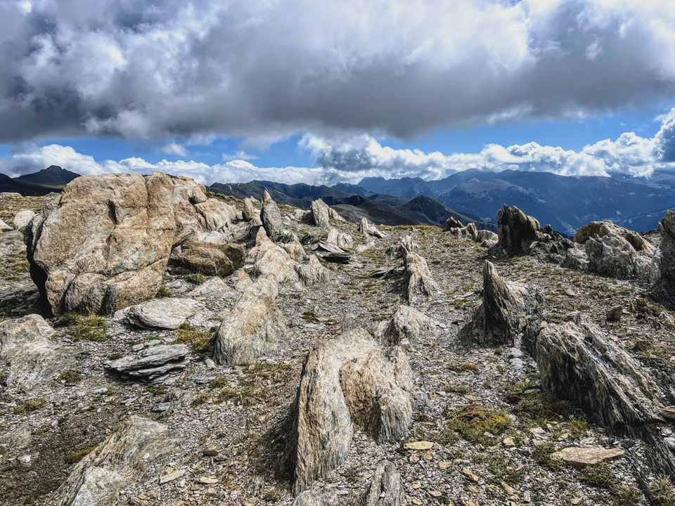 Disk-shaped rock formations on top of Casamanya Nord.