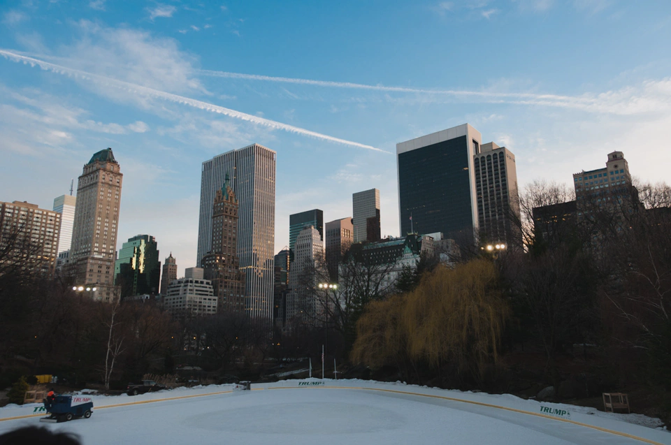 An ice skating rink under the eager look of New York’s skyline.