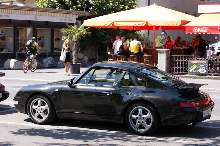 Porsche 911 algo antiguo.