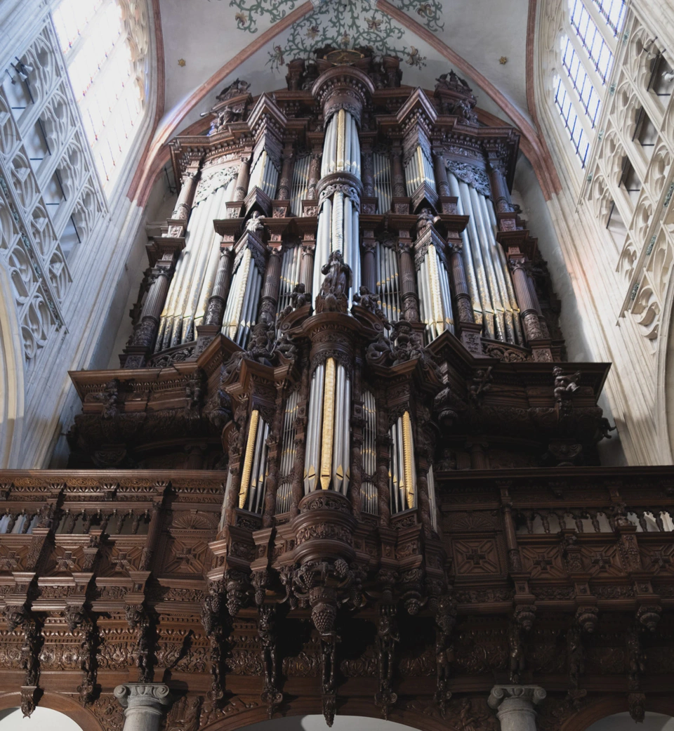 The church organ in Saint John’s Cathedral.